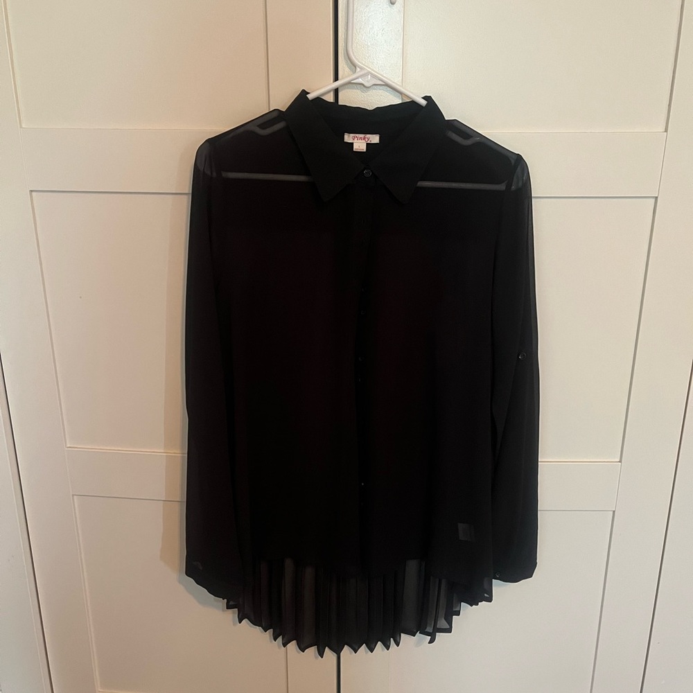 Pink black chiffon shirt with knife pleat back.